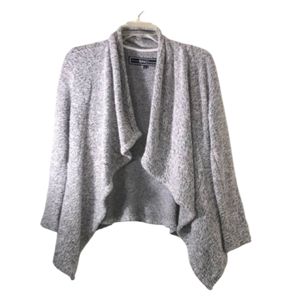 *BNCI by Blanc Noir Twill Knot long sleeve open cardigan. Size medium GUC